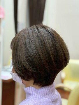 美容室ヒラトヤ 都南店 白髪染めグレイカラー大人ボブ似合わせカットミセスヘア