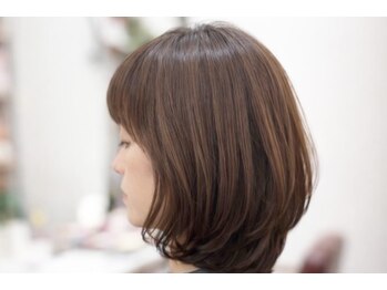 はしもと美容院の写真/髪と頭皮をいたわりながら染められるのが魅力♪オシャレを楽しみたい大人女性に◎