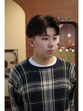 エディ(Edy) メンズコンマバングシャドウパーマ刈り上げ眉毛カット韓国ヘア