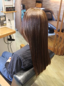 ヘア アトリエ マム(hair atelier mum)の写真/うねりやパサつきなど、髪のお悩みは人それぞれ。お客様の髪質に合わせた施術で、扱いやすいスタイルへ。