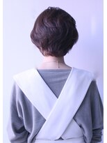 シャカ(SHAKA) 丸みショート 黒髪ベリーショート ヘルシーレイヤー 大人可愛い