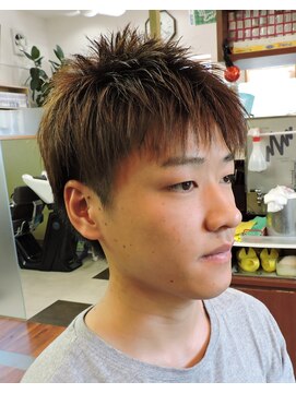ユニサロンクボタ ツーブロックショートスタイル