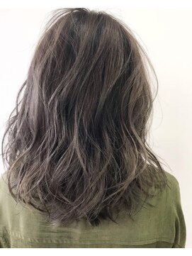 エモーシオン(HAIR CREATE EMOTION) 大人かわいい！ミルクティーグレージュ♪
