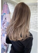 トルネード(TORNADO)&nbsp;ホワイトセピアグレージュハイライトバレイヤージュエアータッチ