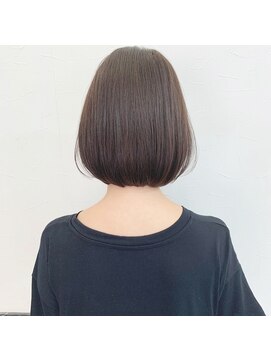 リコバイアフロート(riko by afloat) シンプルぱっつんボブ【riko立野】