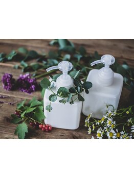 【HPB AWARD 2024-2025 BEST SALON 2年連続 SILVER Prize受賞】時短でも妥協しない！毛先まで潤う髪質へ―