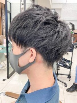 ミーティア バイ クアトロ(Meteor By QUATRO) メンズ黒髪マッシュ★