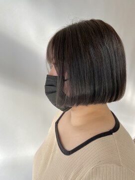 ヘアデザイン ファブロ(hair design FABRO.) - ミニボブ × アッシュ -