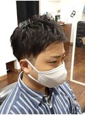 サイドパートショートスタイル（センターパート）