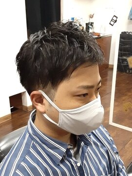 コダマ 新大塚店(KODAMA) サイドパートショートスタイル(センターパート)