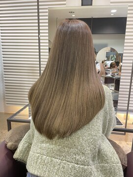 ノーム バイ アウラ(norm. by aura) オリーブベージュカラー/透明感カラー