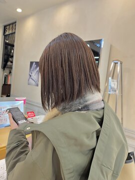 シャンプーボーイ セントラル 博多(SHAMPOO BOY central) ぱつっとストレート