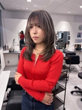 キング 高槻(K!ng) 縮毛矯正髪質改善ハイライトレイヤーカット高槻美容室エクステ