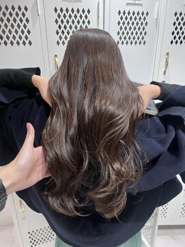 クム 横浜(qumu) 【qumu横浜】オリーブグレージュ×ロングレイヤー