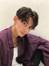 《*どんな服装にも合わせやすいトレンドヘアを*》オシャレを楽しみたい方にも人気なWW..のパーマスタイル