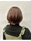 外ハネ ウルフボブ