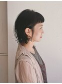 大人眉上バング　あごラインボブ