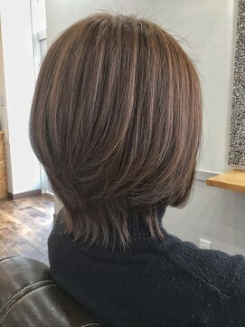 ヴァローヘアーデザイン(valor hair design) ミディアムレイヤー