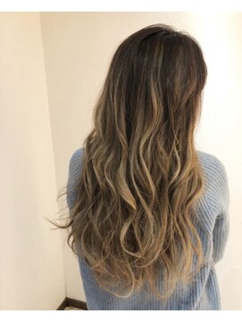 シエルココ(ciel-coco) バレイヤージュ♪