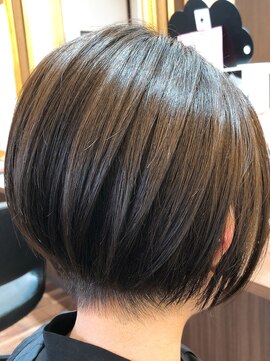 エノワ(enowa) タイトな前下がり