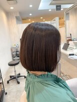 ジーナ 銀座(Zina)&nbsp;大人可愛い20代30代40代小顔丸み前下がりショートボブ