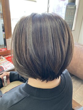 トップヘアー 中庄店(TOP HAIR fuapua) グレージュツヤボブ