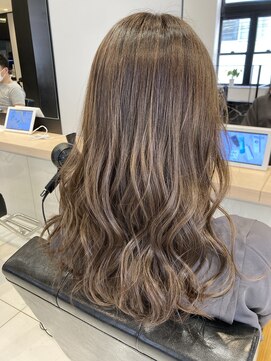 フラミューム 町田(flammeum) アッシュベージュ【町田】【成瀬】【玉川学園前】