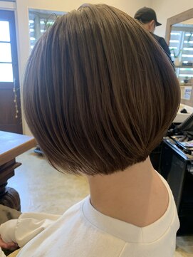 レヒト(lehito) 丸みふんわりショートスタイル