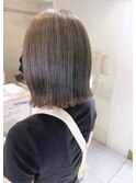 さりげなハイライト×切りっぱなし×オリーブベージュ