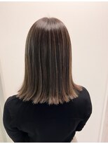 アントワープトーキョー(antwerp TOKYO)&nbsp;パツっとボブ/切りっぱなし/ハイライト