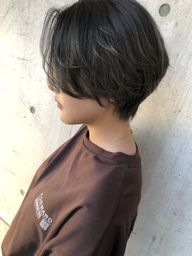 ベルベットヘア 千早店(Velvet hair) ハンサムショート×オリーブグレー