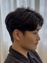 アコロン(acoron.)&nbsp;メンズパーマ/毛流れ/センターパート/池袋メンズカット