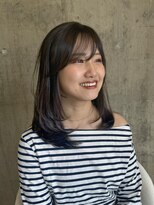 ハーフアンドハーフ(HALF and HALF)&nbsp;オリーブグレージュ/レイヤーカット/艶髪/地毛風ストレート