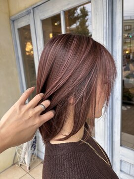 ピンクブラウン