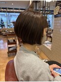 ショートボブ　ショート前下がりショート　前下がりショートボブ