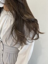 ケンジ 洋光台(KENJE)&nbsp;透明感たっぷりオリーブブラウン