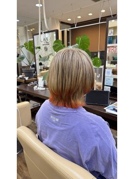 ジッピー ヘアーコレクション 裾カラー ハイトーンカラー ウルフカット レイヤーカット