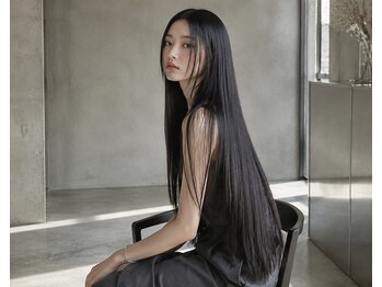 ヘアセラヴィ 雨ヶ谷(hair C'est La Vie)の写真/まっすぐすぎない、柔らかく自然なストレート