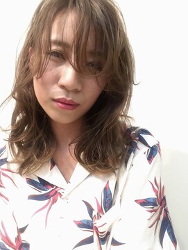 マハナ(Mahana by hair) 外国人風ハイライトグレージュカラー