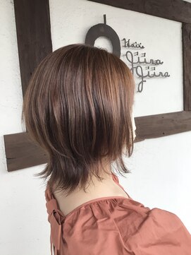 ジーラジーラ(giira-giira) くびれボブ/バイオレットベ-ジュ