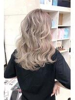 リア 大阪梅田(Ria)&nbsp;～ホワイトグレージュ～【Ria 大阪 梅田】