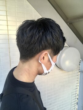 オーシャン(Ocean) ［OCEAN Hair&Life高田徹］立体的ナチュラルショート