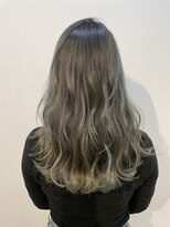 ツイギー 千舟店(TWiGGY)&nbsp;スモーキーシルバーグラデーション♪