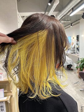 コワファーストナガサキシャンプーボーイ(COIFF1RST NAGASAKI SHAMPOO BOY) インナーイエローカラー