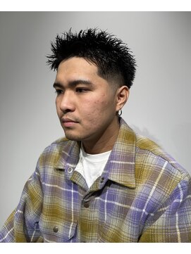 スティーロ 渋谷(Steelo) テーパーフェード×スパイキーショート