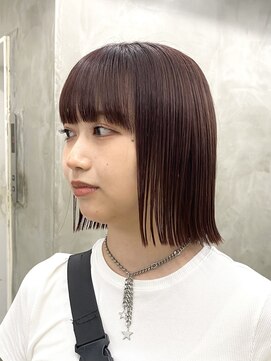 スー 渋谷(suu) 前下がりボブ切りっぱなしボブ外はねボブショートボブ前髪あり