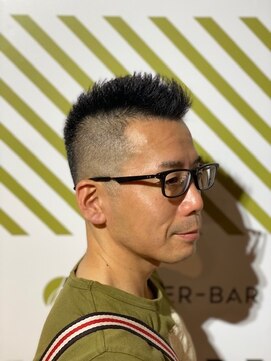 バーバーバー 四谷(BARBER-BAR) 男のソフトモヒカンスタイル