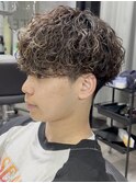 大分メンズツーブロック刈り上げマッシュ波巻きスパイラルパーマ