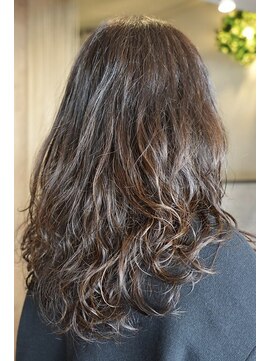 エドゥース(et DOUCE) コテ巻き風パーマ×低音デジタルパーマ