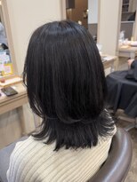 アルターリール(aL ter Rire)&nbsp;着物ヘア/ダークアッシュ/ミディアムレイヤーカット/杉田花乃